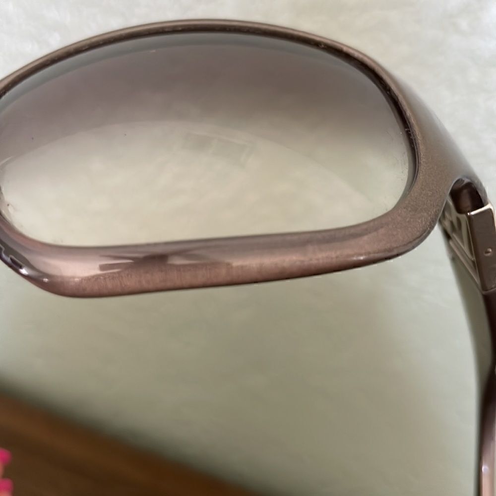 Fendi sunglasses - Picture 8 of 10